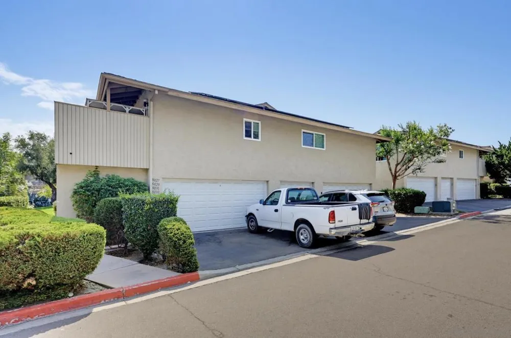 8035 Calle Fanita Santee, CA 92071