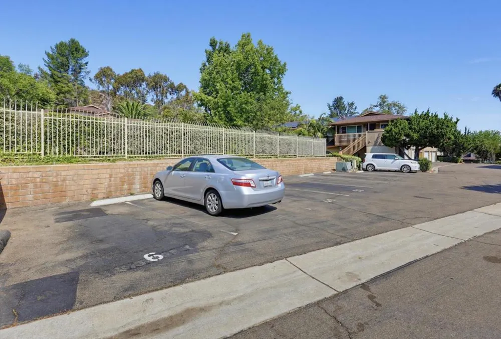 8035 Calle Fanita Santee, CA 92071