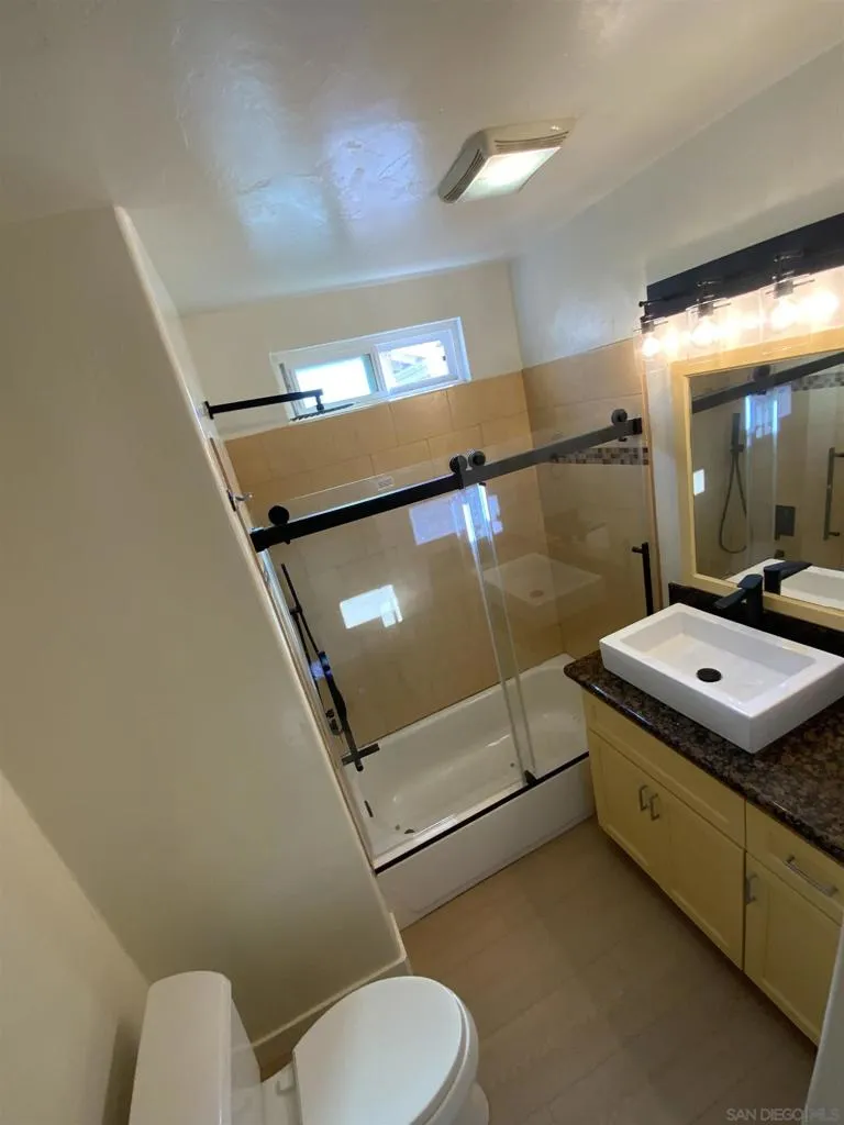 520 Glover AVE #A Chula Vista, CA 91910