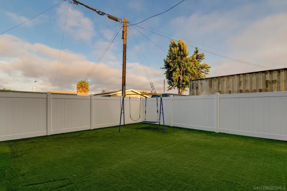 571 Delaware Imperial Beach, CA 91932