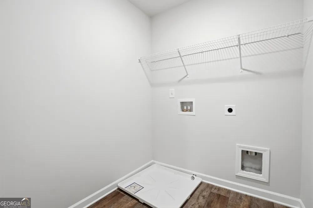 3223 Winding Waters WAY Powder Springs, GA 30127
