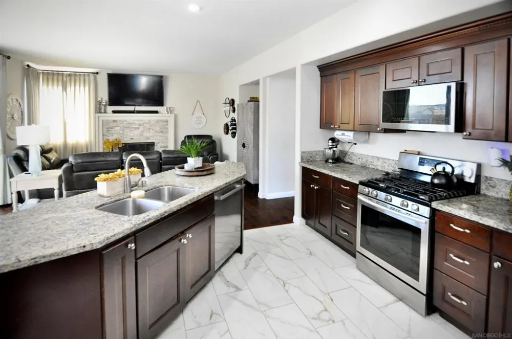 5005 Caspian Oceanside, CA 92057