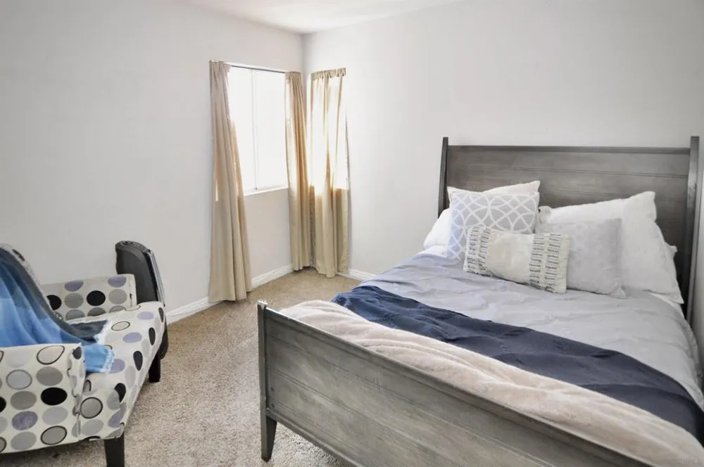 5005 Caspian Oceanside, CA 92057