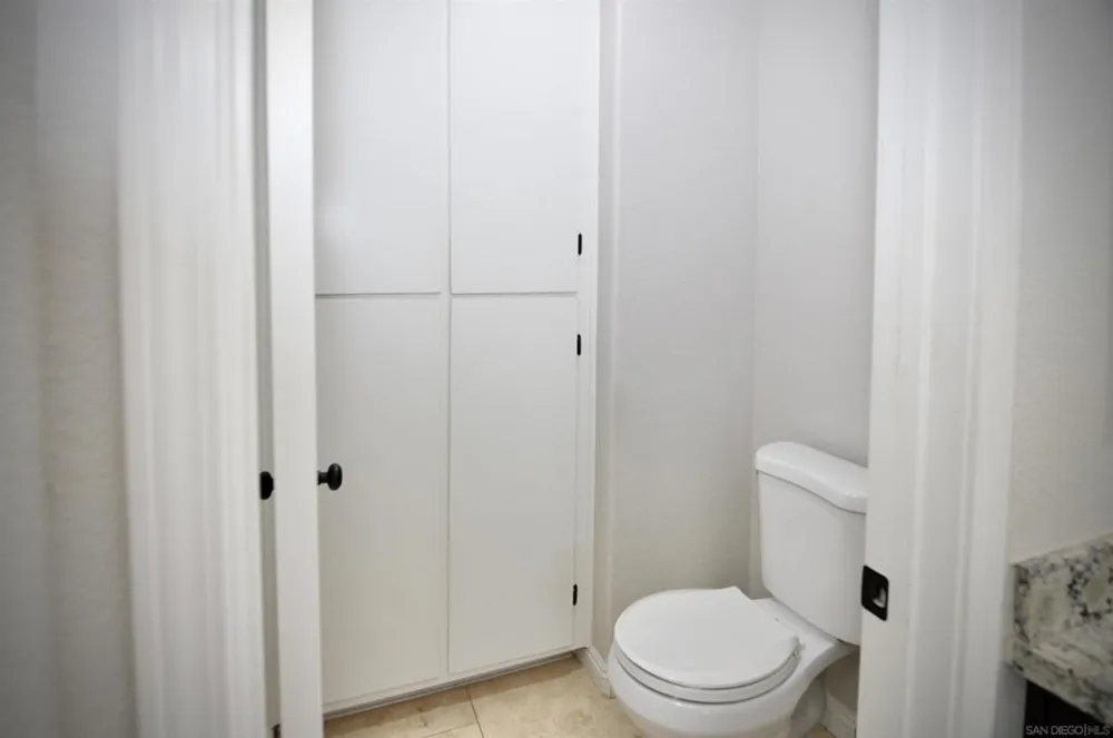 5005 Caspian Oceanside, CA 92057