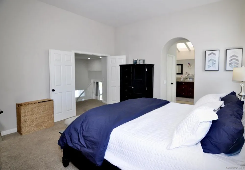 5005 Caspian Oceanside, CA 92057
