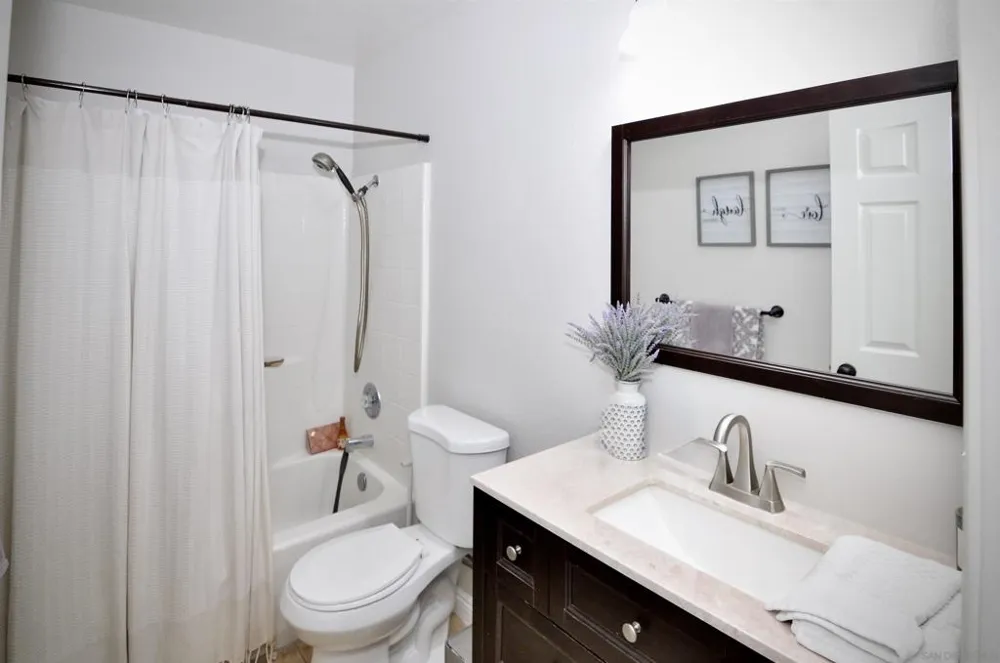 5005 Caspian Oceanside, CA 92057