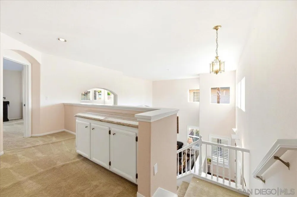 2279 Bear Rock Escondido, CA 92026