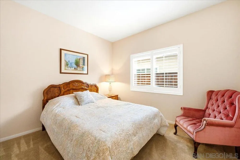 2279 Bear Rock Escondido, CA 92026