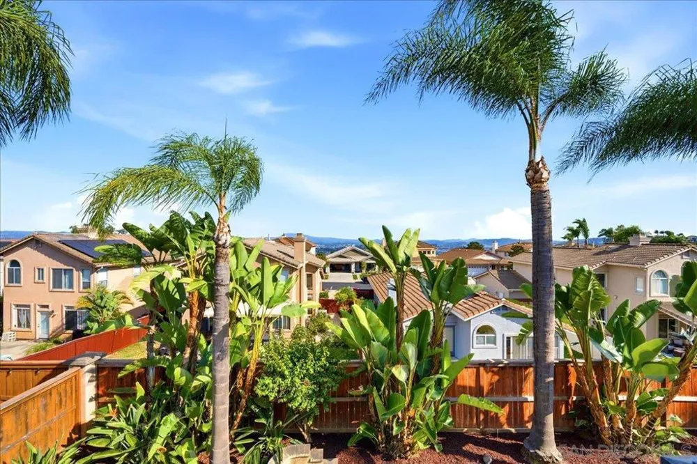 2279 Bear Rock Escondido, CA 92026