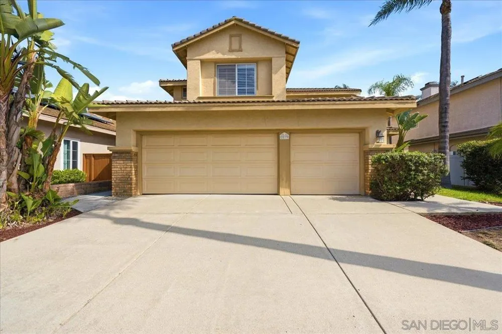 2279 Bear Rock Escondido, CA 92026