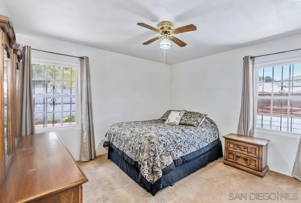 6343 Jeff St San Diego, CA 92115