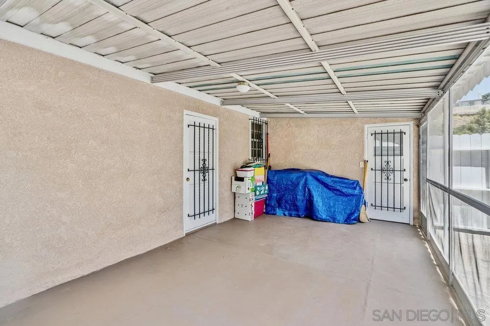 6343 Jeff St San Diego, CA 92115