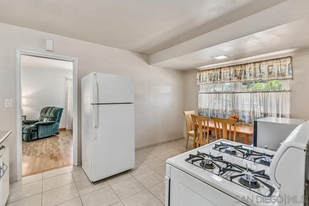 6343 Jeff St San Diego, CA 92115