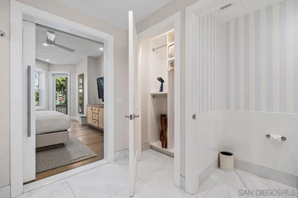 1500 Orange Ave #Res 17 Coronado, CA 92118