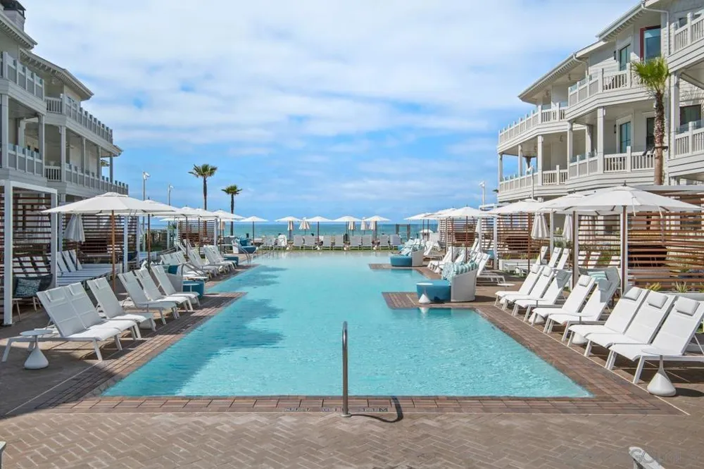 1500 Orange Ave #Res 17 Coronado, CA 92118