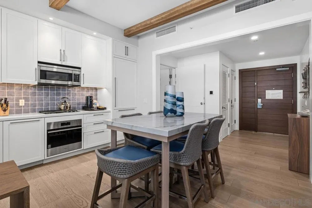 1500 Orange Ave #Res 17 Coronado, CA 92118
