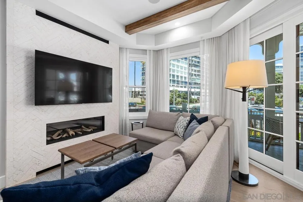 1500 Orange Ave #Res 17 Coronado, CA 92118