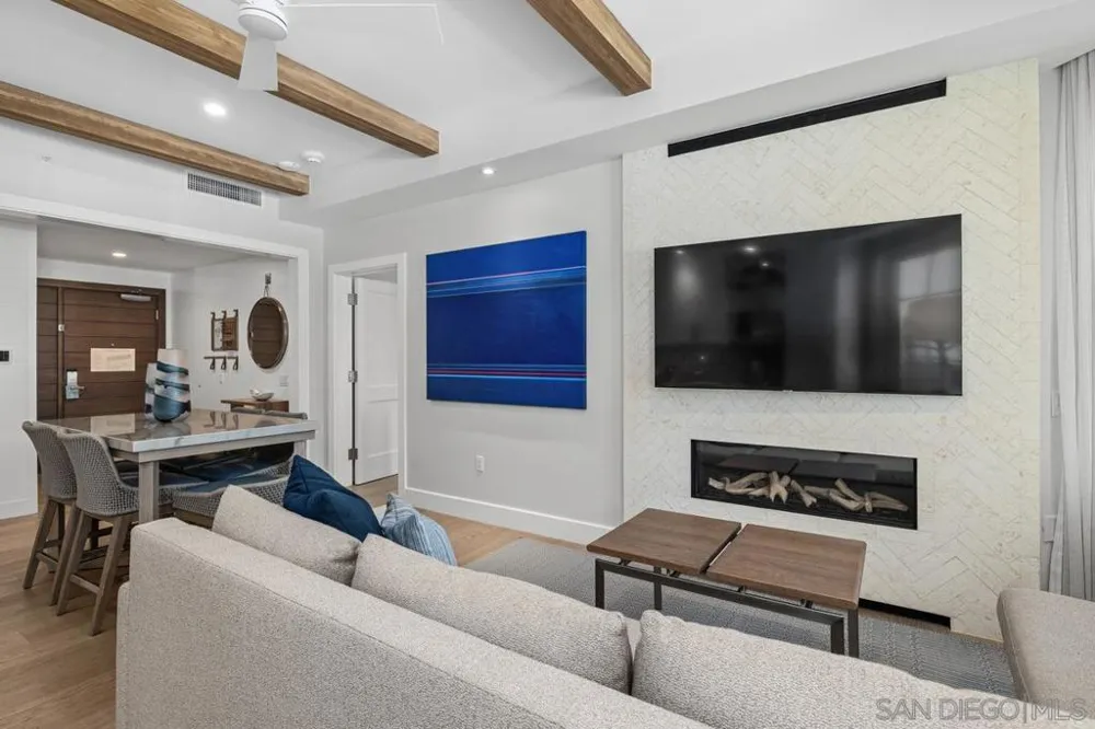 1500 Orange Ave #Res 17 Coronado, CA 92118