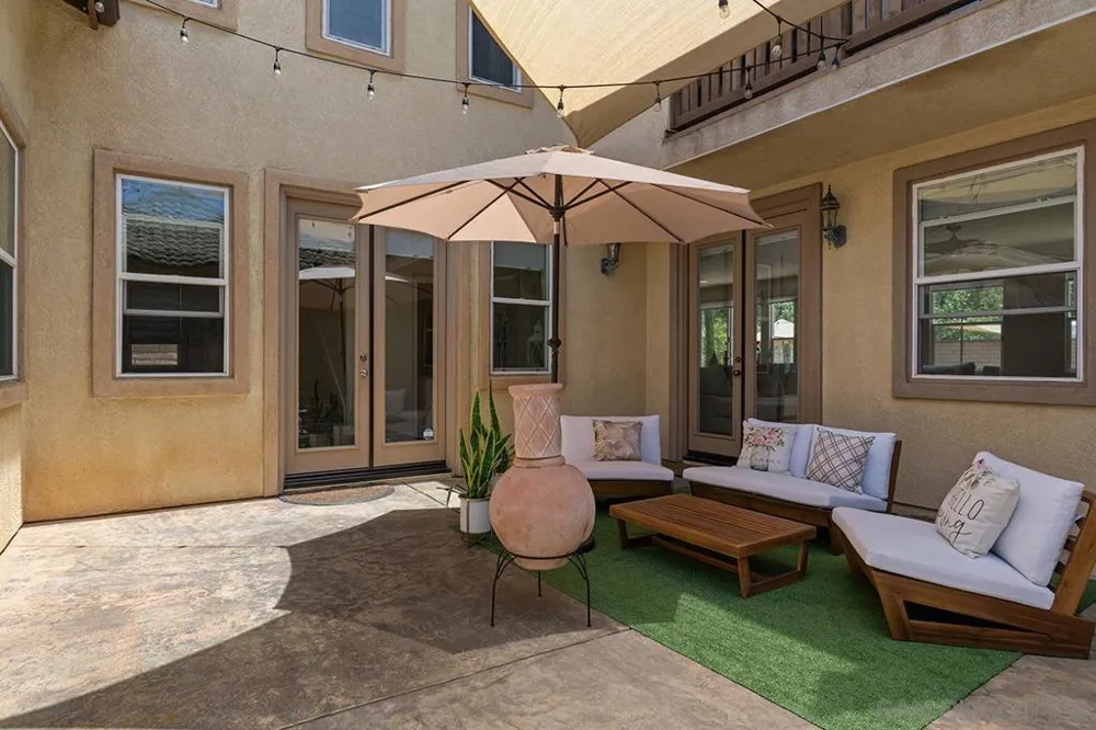 2340 Douglaston Glen Escondido, CA 92026