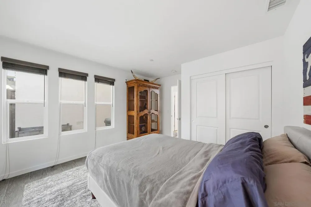 8337 Summit way San Diego, CA 92108