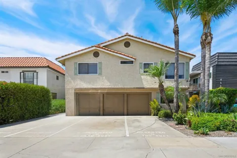 4576 Hawley #5