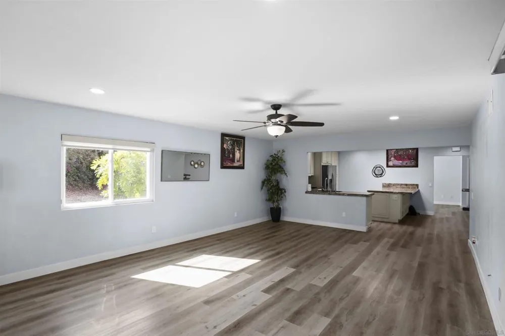 7760 Parkdale Cove San Diego, CA 92126