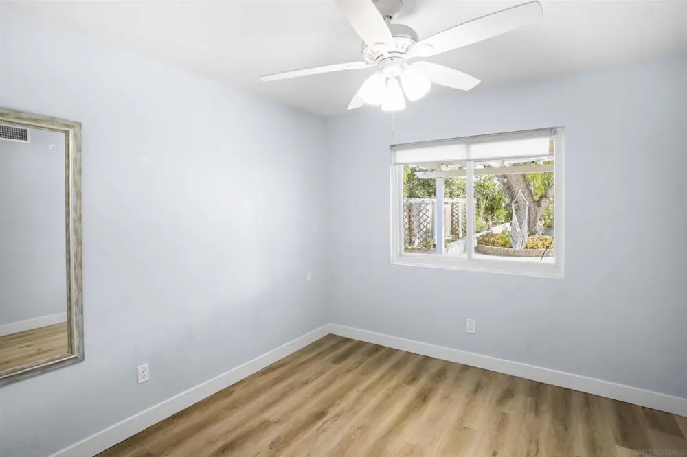 7760 Parkdale Cove San Diego, CA 92126