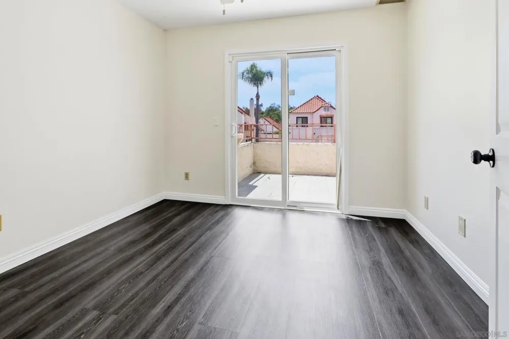 2174 Villa Sonoma Gln Escondido, CA 92029