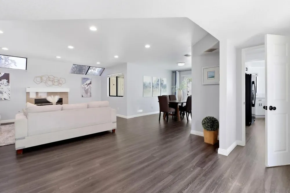 2174 Villa Sonoma Gln Escondido, CA 92029