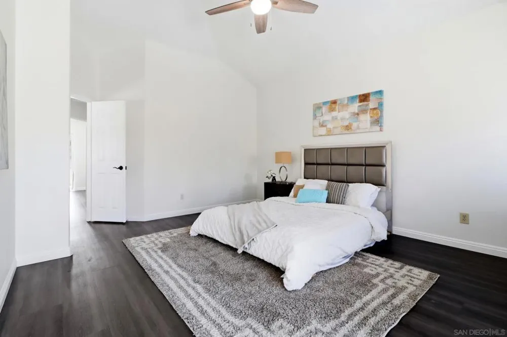 2174 Villa Sonoma Gln Escondido, CA 92029