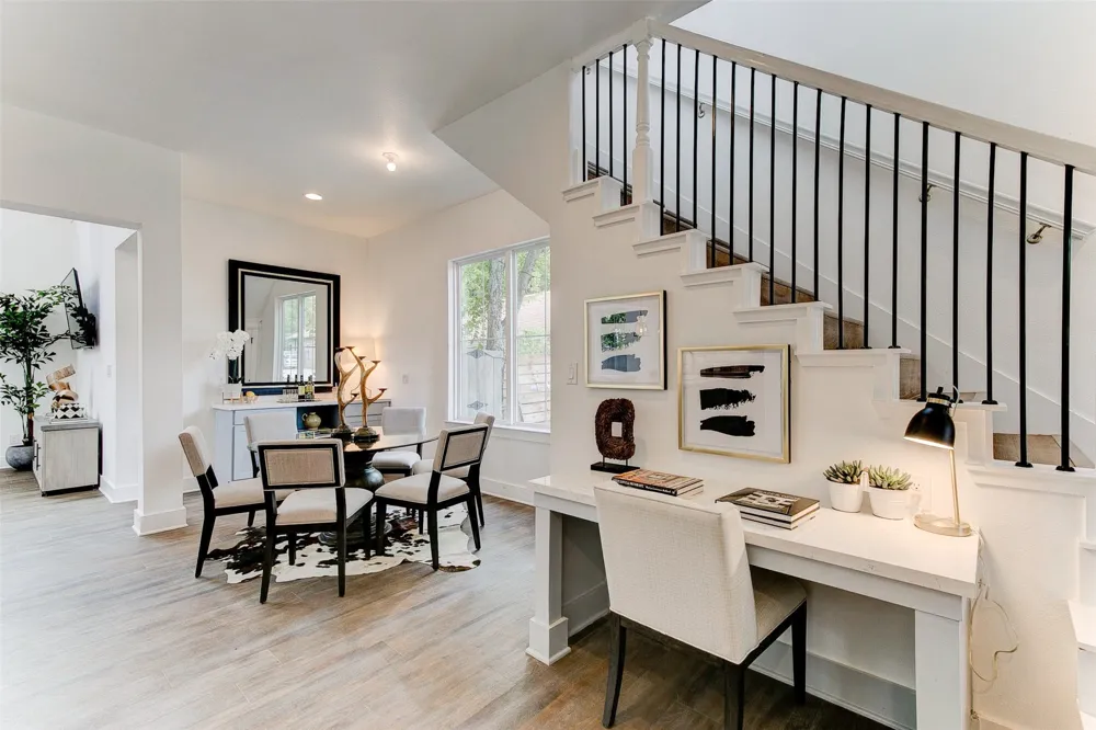 2928 Livingston Avenue Fort Worth, TX 76110