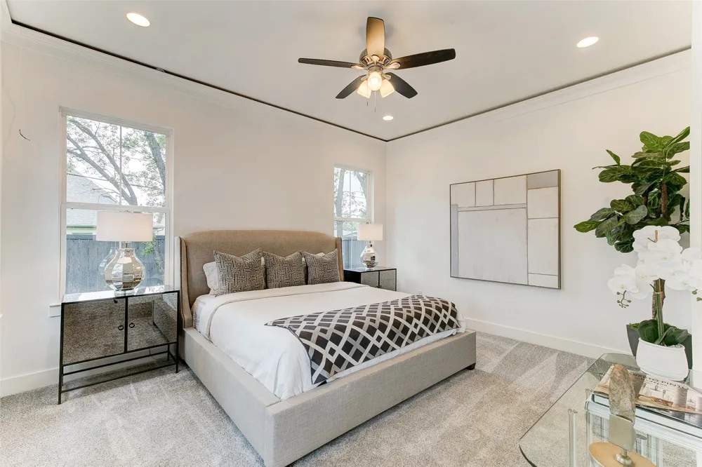 2928 Livingston Avenue Fort Worth, TX 76110