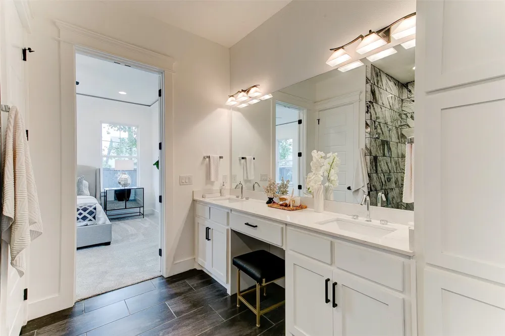 2928 Livingston Avenue Fort Worth, TX 76110