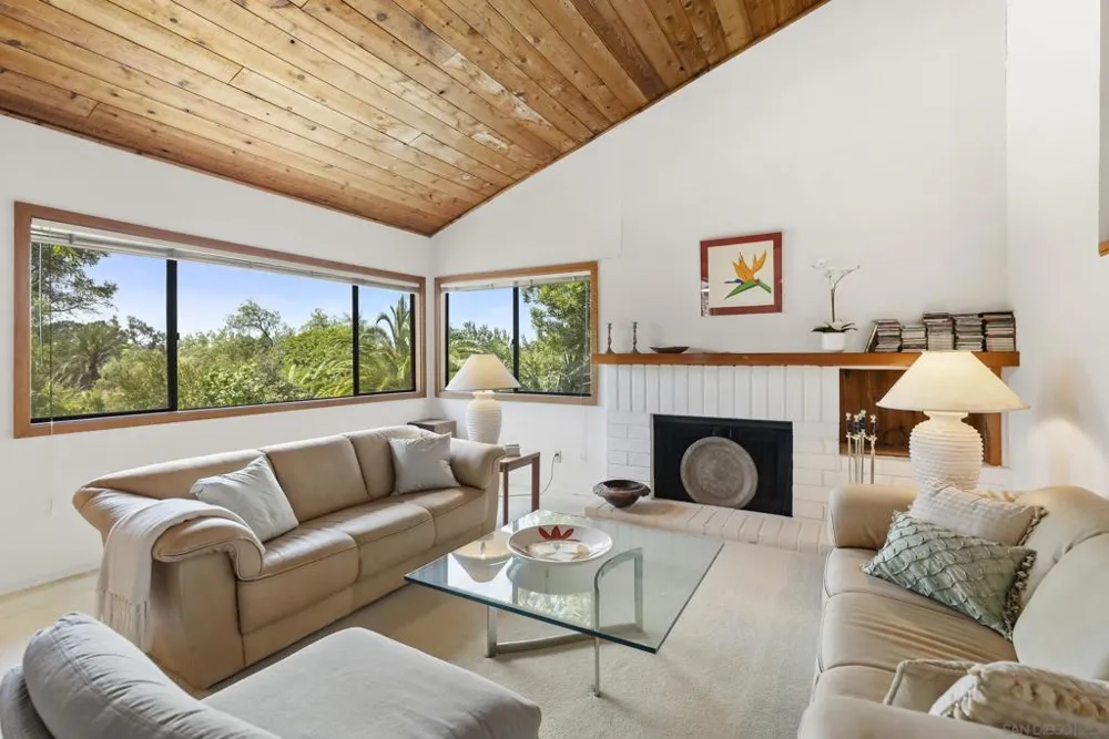 6015 Paseo Valencia Rancho Santa Fe, CA 92067