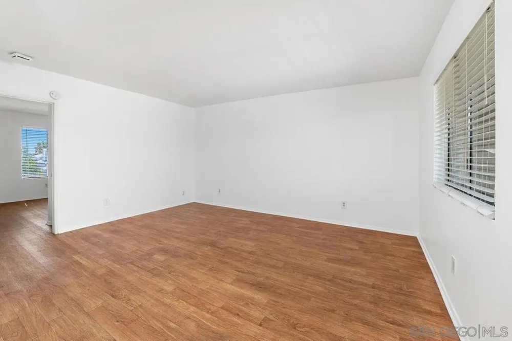 4240 Menlo Ave #19 San Diego, CA 92115