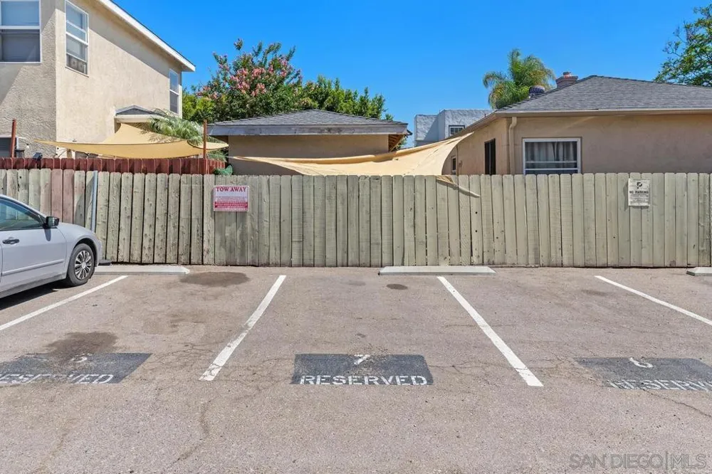 4240 Menlo Ave #19 San Diego, CA 92115