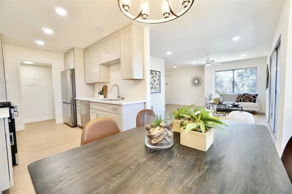 4228 Vista Del Rio Way #1 Oceanside, CA 92057