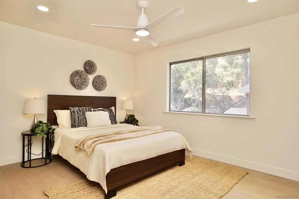 4228 Vista Del Rio Way #1 Oceanside, CA 92057