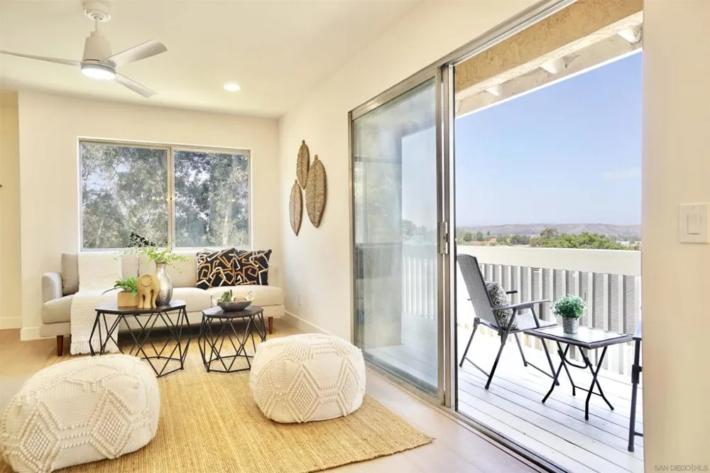 4228 Vista Del Rio Way #1 Oceanside, CA 92057