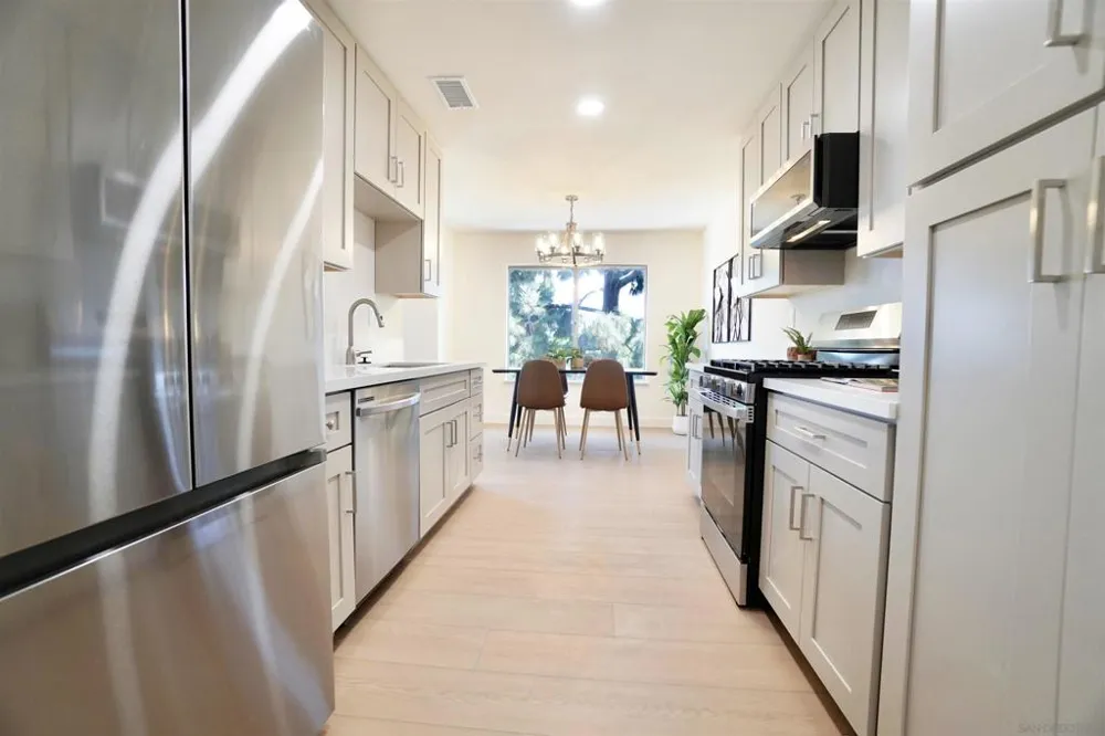 4228 Vista Del Rio Way #1 Oceanside, CA 92057