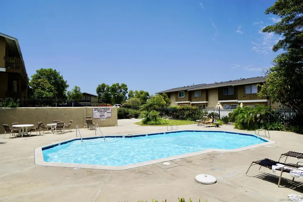 4228 Vista Del Rio Way #1 Oceanside, CA 92057