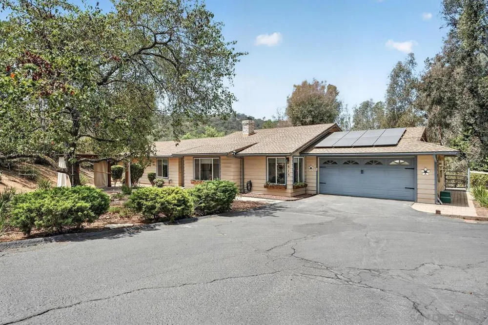 4515 Baja Mission Road Fallbrook, CA 92028