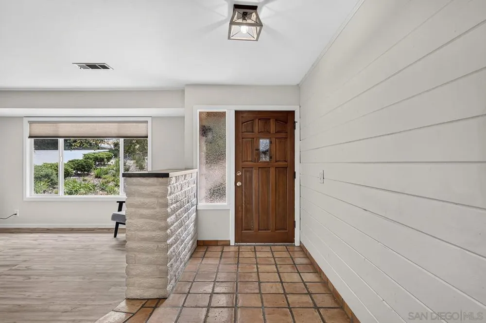4515 Baja Mission Road Fallbrook, CA 92028