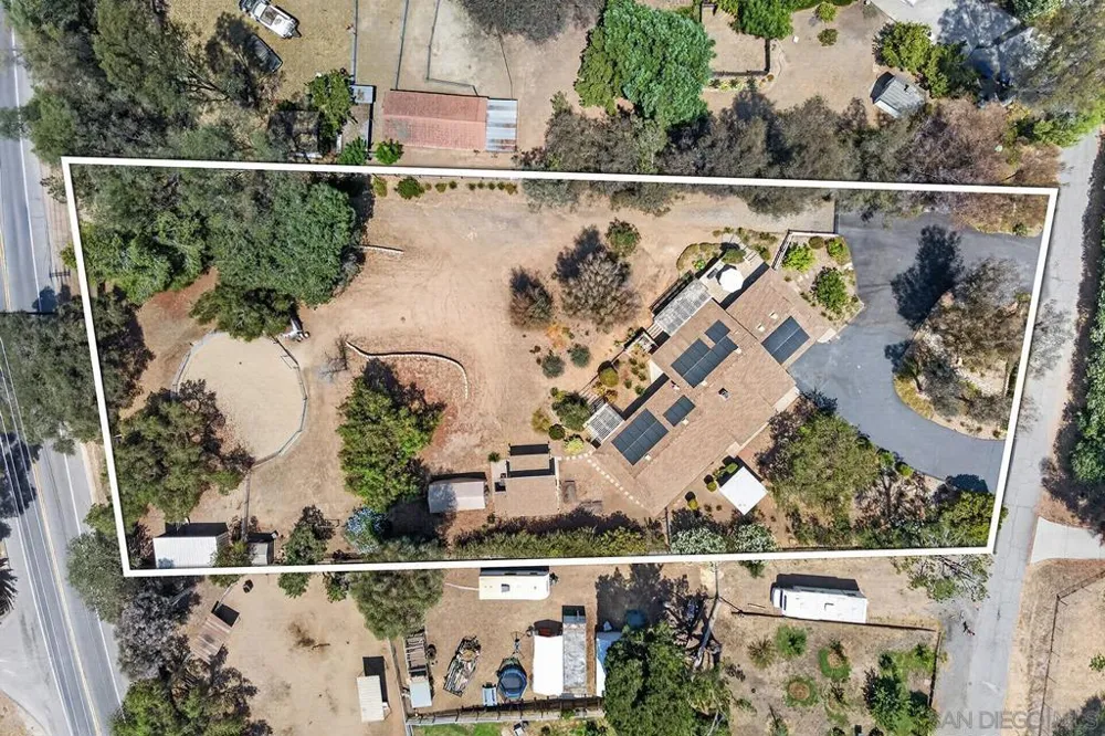4515 Baja Mission Road Fallbrook, CA 92028