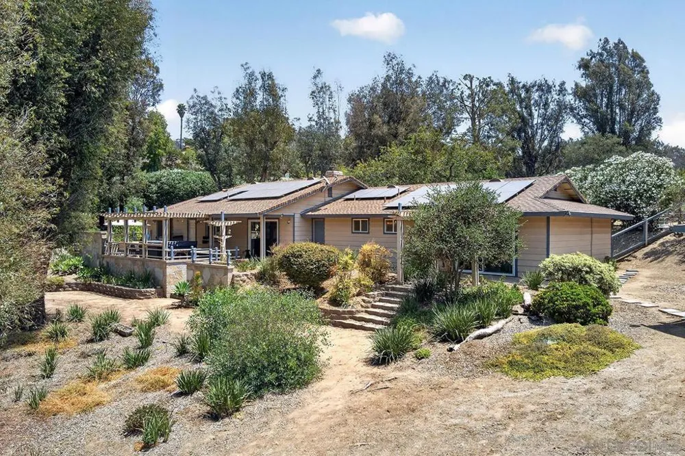 4515 Baja Mission Road Fallbrook, CA 92028