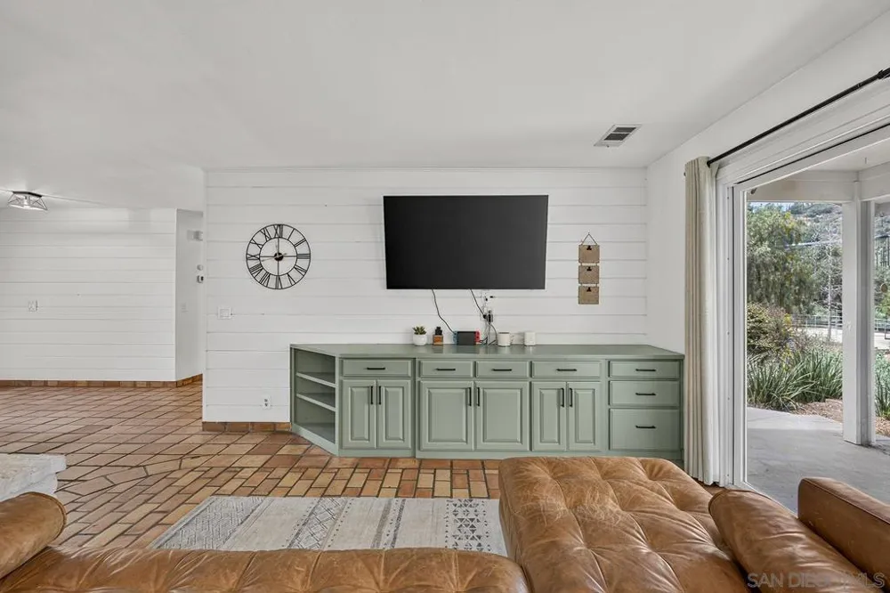 4515 Baja Mission Road Fallbrook, CA 92028