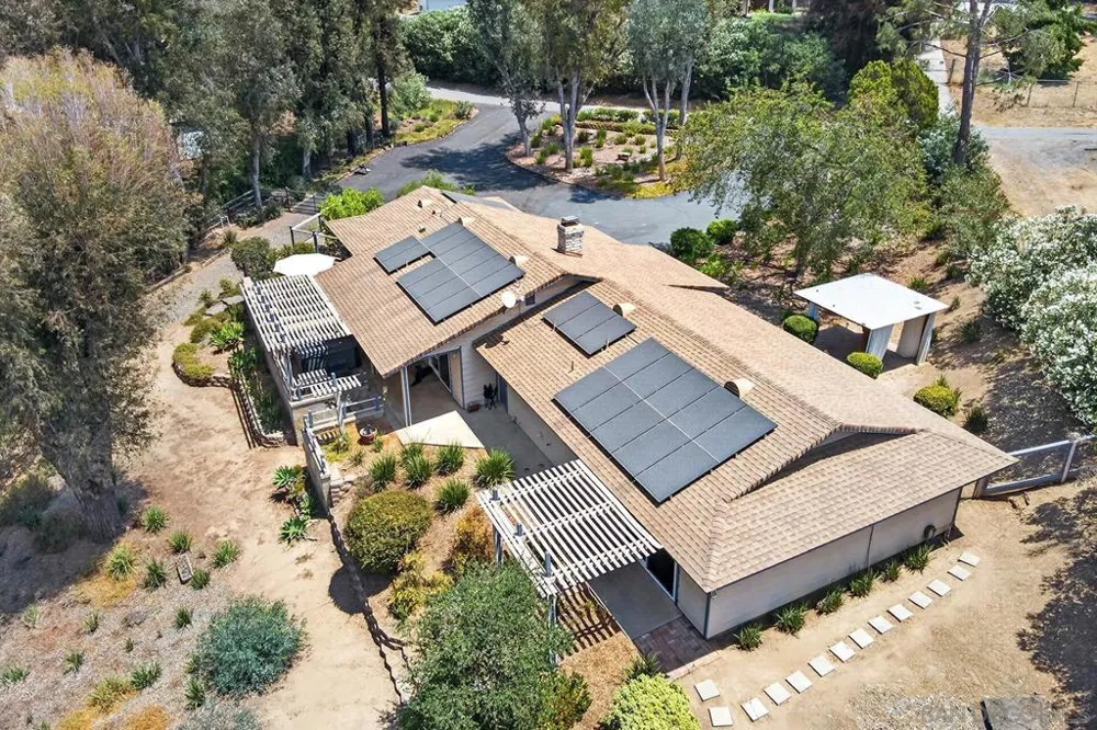 4515 Baja Mission Road Fallbrook, CA 92028