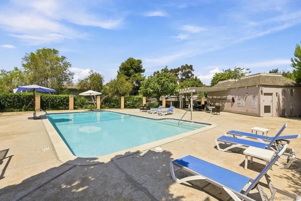 9645 Easter Way San Diego, CA 92121