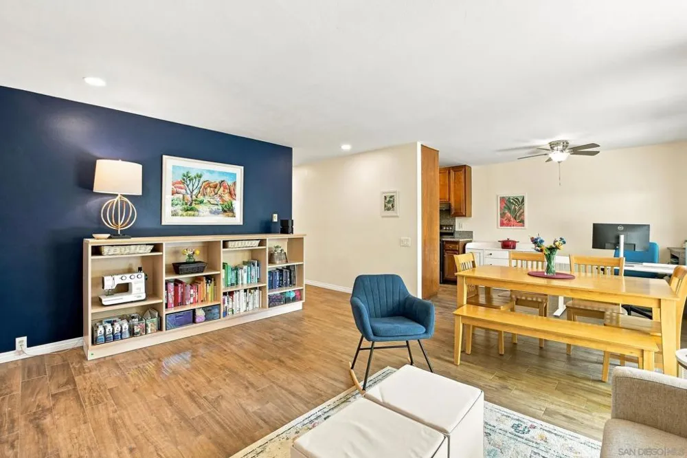 9645 Easter Way San Diego, CA 92121