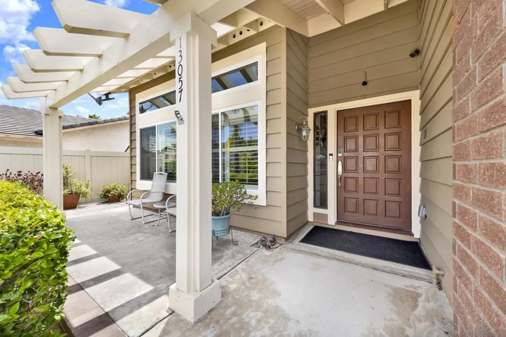 13057 Treecrest Poway, CA 92064